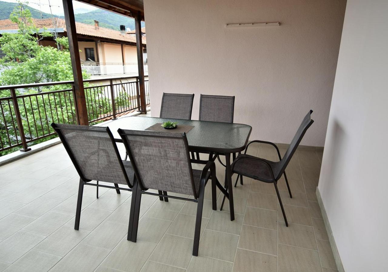 Apartament Vayia *